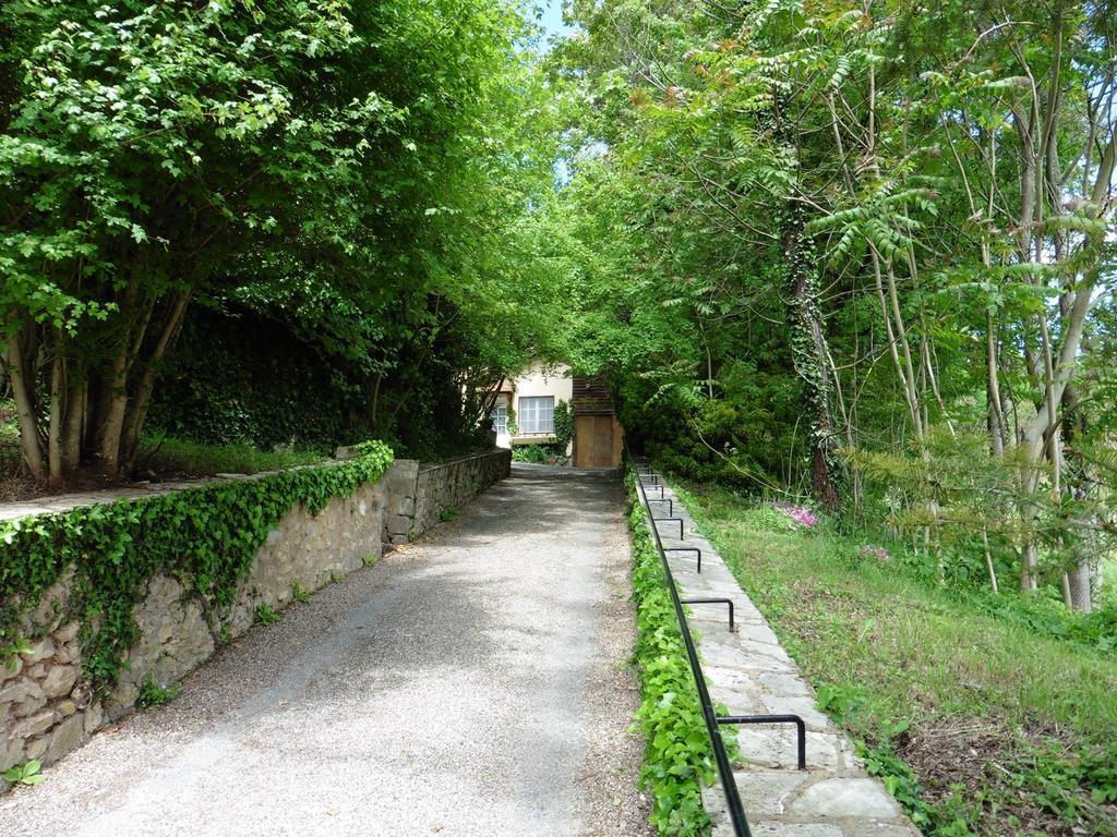 Le Petit Chaperon Rouge Ξενοδοχείο Coux-et-Bigaroque-Mouzens Εξωτερικό φωτογραφία